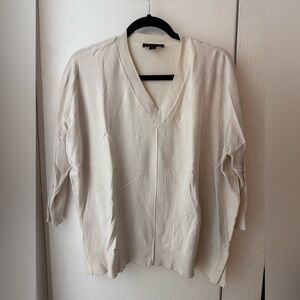 Ann Taylor Ivory V-Neck Pullover with Three-Quarter Sleeves (M)